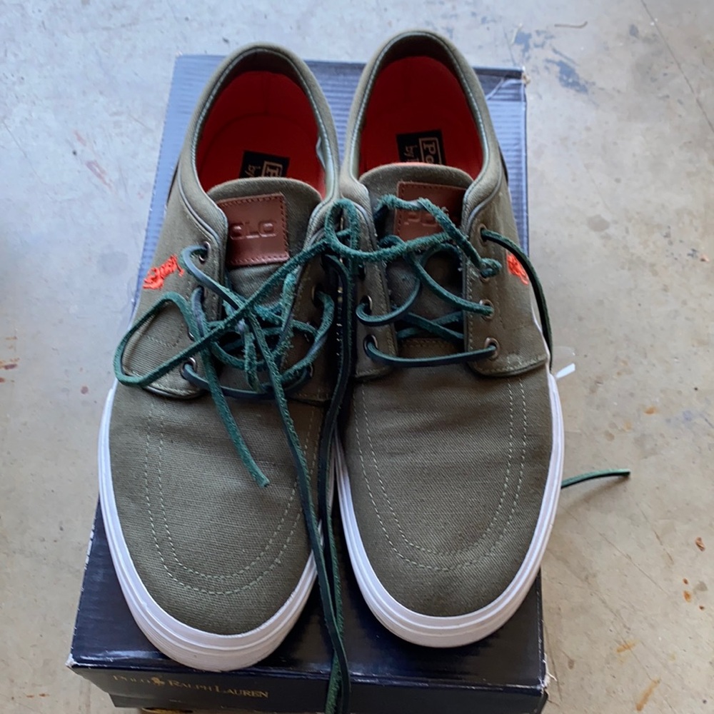 Men’s shoe